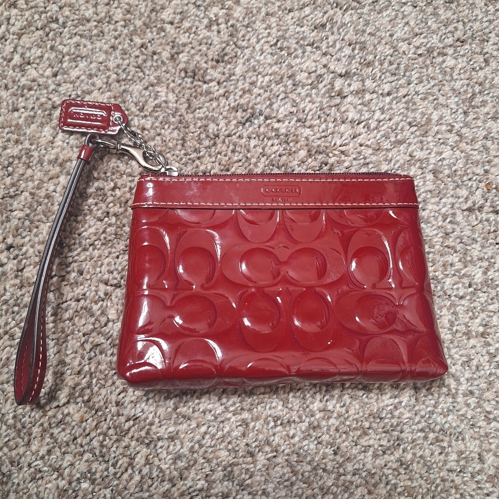 Coach wristlet Shiny Red